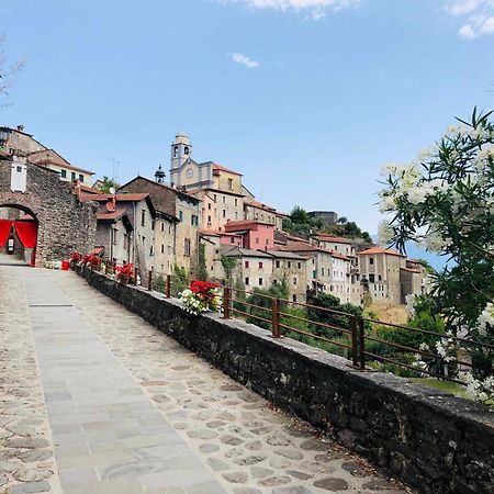 La Finestra Di Dante Apartment Mulazzo Екстериор снимка